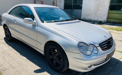 Dezmembrez Mercedes Benz CLK 270 CDI W209 2.7CDi 2