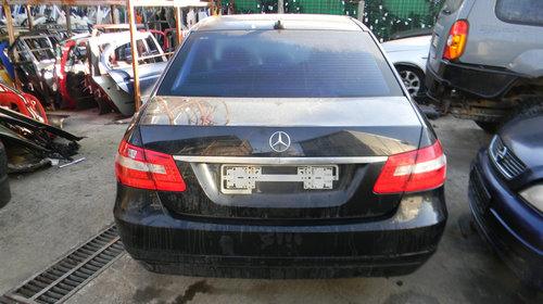 Dezmembrez Mercedes-Benz E-CLASS (W212) 