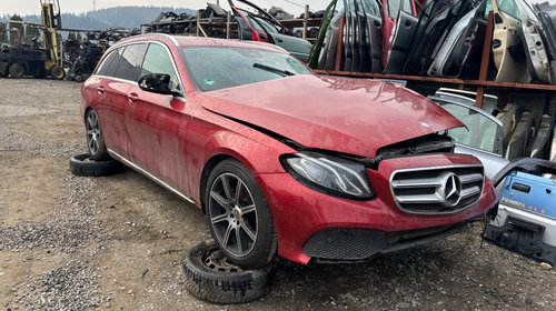 Dezmembrez Mercedes Benz E200 W213 2017