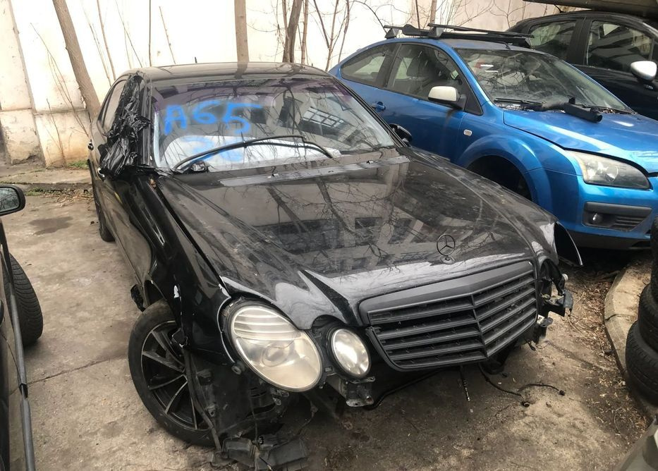 Dezmembrez Mercedes Benz E320 CDI facelift negru