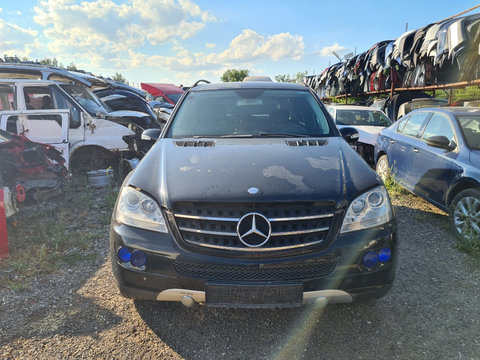 Dezmembrez Mercedes Benz ML 350 3.5 v6 4matic 272cp tip 272.967 2005