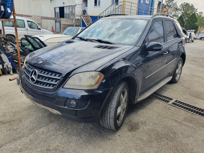 Dezmembrez Mercedes-Benz ML / M-CLASS (W164) 2005 