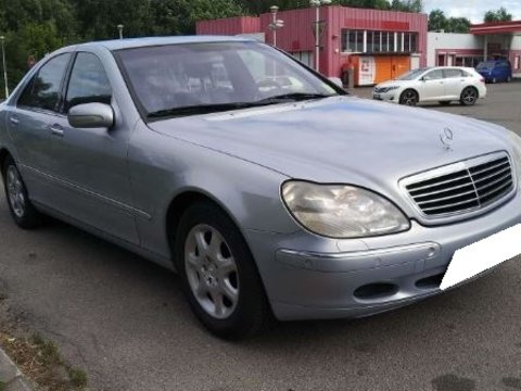 Dezmembrez Mercedes Benz S320 W220, an fabr. 1999