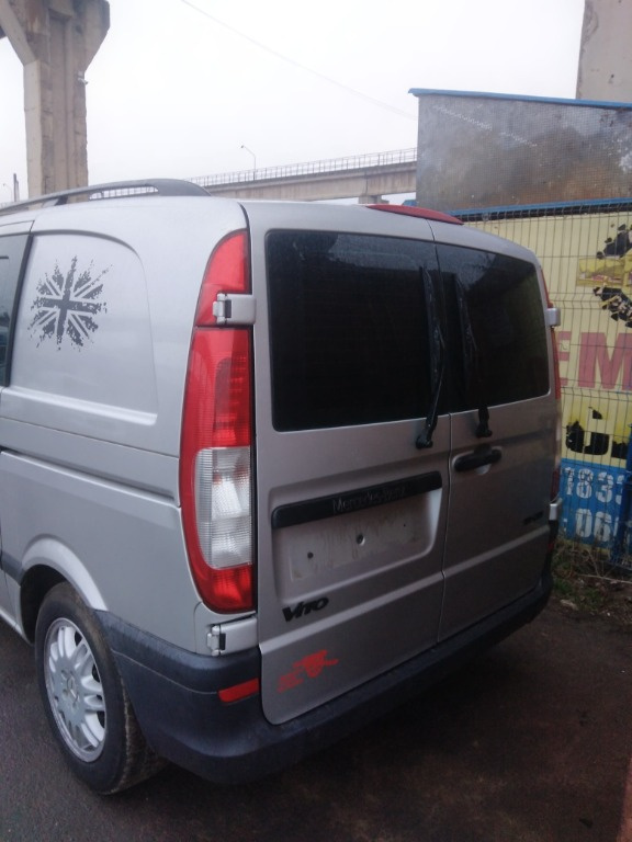 Dezmembrez Mercedes Benz Vito 110 cdi an