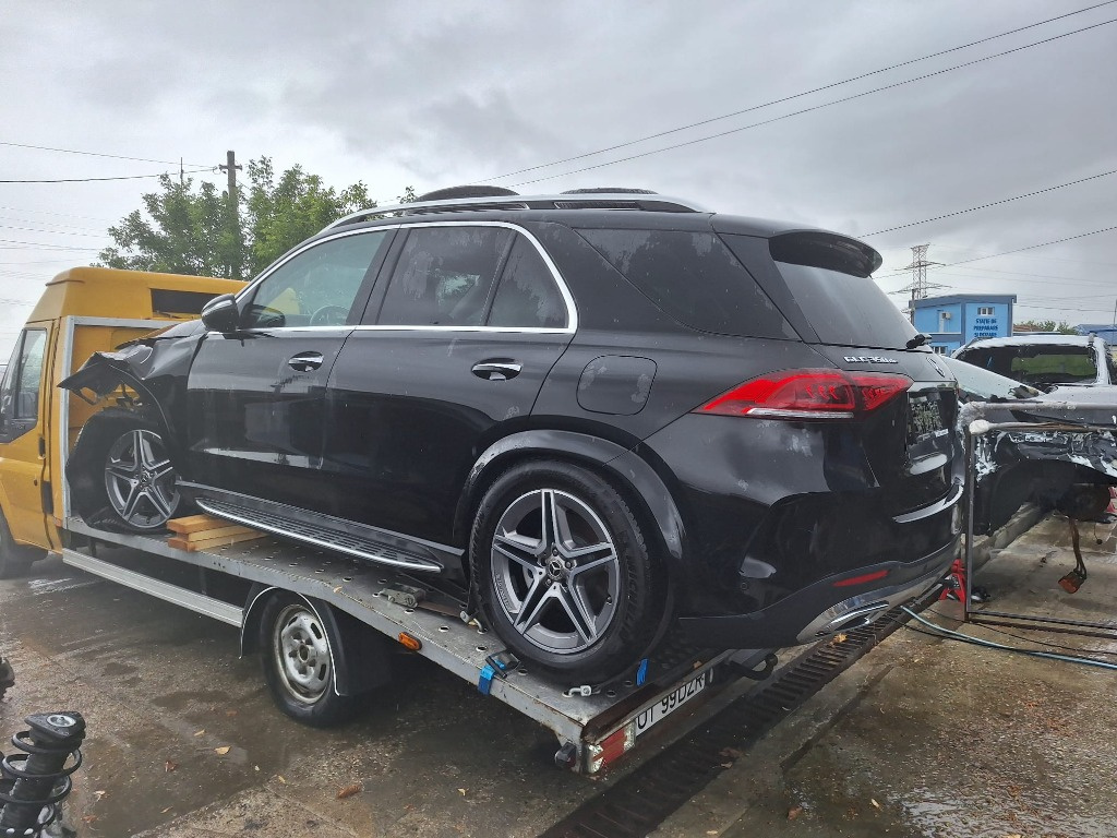Dezmembrez Mercedes-Benz W167 GLE 350 DE 4Matic PHEV 2.0 Cdi A654920 AN 2021 4946 KM