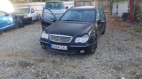 Dezmembrez Mercedes c 2.2 cdi , fab 2005