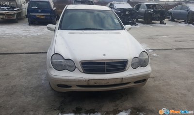 Dezmembrez Mercedes C-CLASS W203 2003 LIMUZINA 214