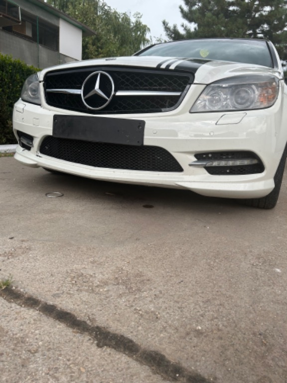 Dezmembrez Mercedes C-Class W204 2011 sedan 2.2