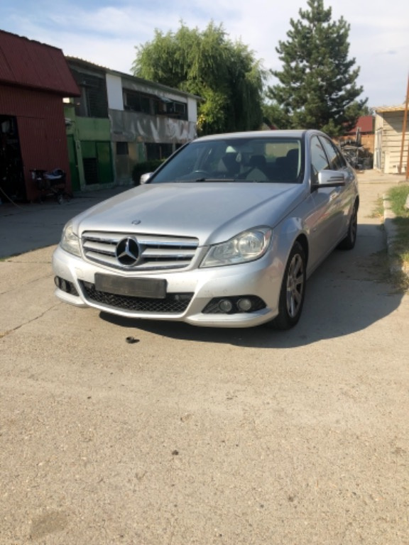 Dezmembrez Mercedes C200 cdi w204 faceli