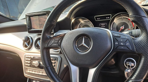 Dezmembrez Mercedes CLA 2.2 CDi an 2014 