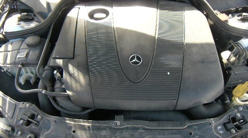 Dezmembrez Mercedes Clasa C (W203), 2.2c