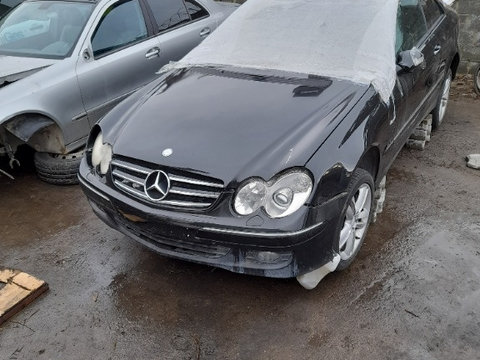 Dezmembrez mercedes clk 320 amg 3.0 cdi