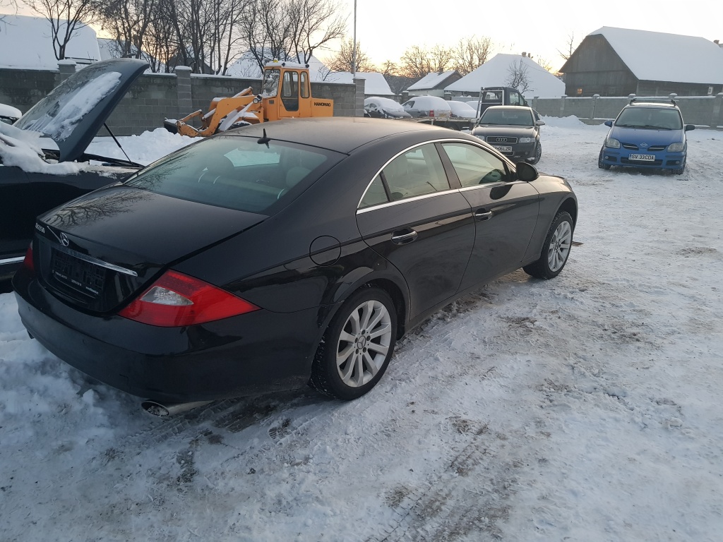 Dezmembrez mercedes cls 350 benzină
