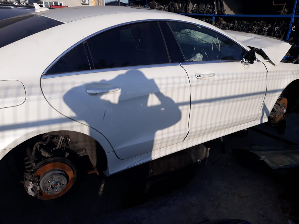 Dezmembrez mercedes cls w218 2016