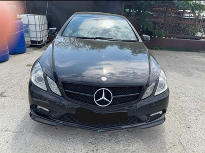 Dezmembrez mercedes coupe w207 c207