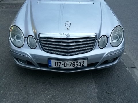 Dezmembrez Mercedes E clasa w211 facelift