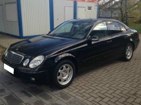 Dezmembrez Mercedes E-Class W211 E220 CDI an fab 2005