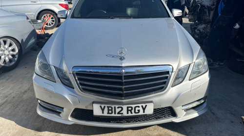 Dezmembrez Mercedes e class w212 motor 2