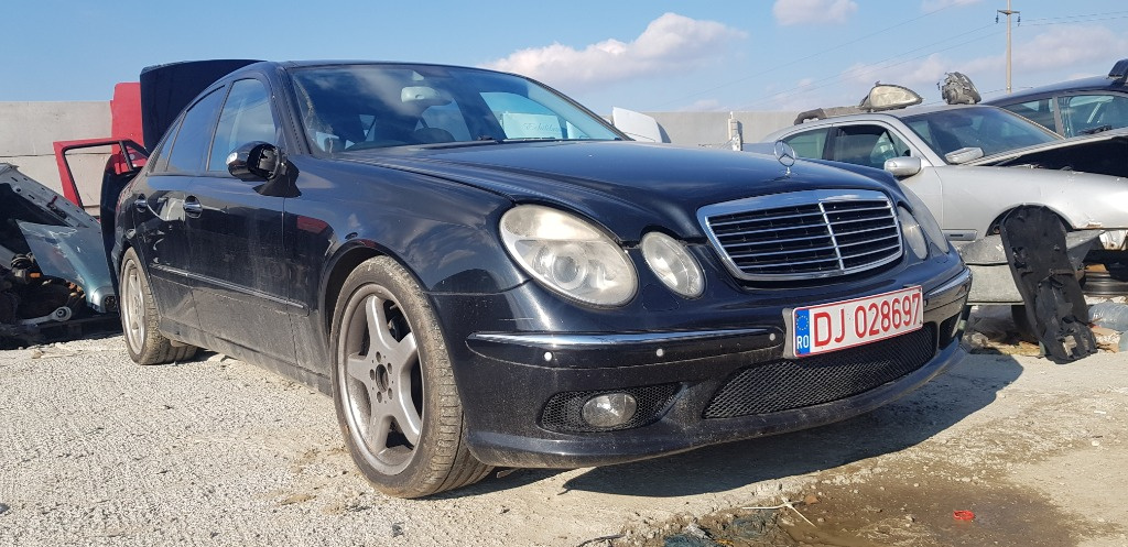 Dezmembrez Mercedes E classe fabricație