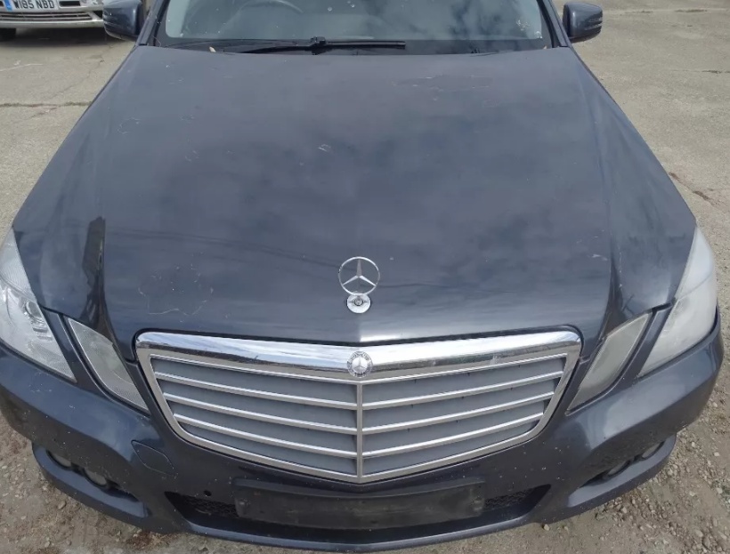 Dezmembrez mercedes e220 e250 e350 w212 e212