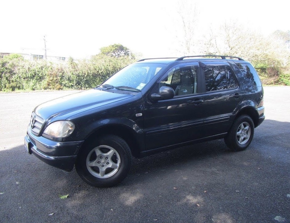 Dezmembrez Mercedes ML 270 w163 ML CDI Mercedes w2