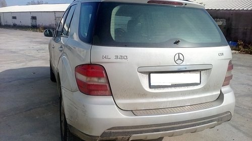 Dezmembrez Mercedes ML W164 3.0 cdi