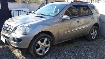 Dezmembrez Mercedes ML W164 320 CDI 2006