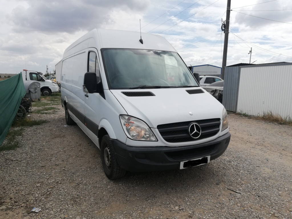 DEZMEMBREZ MERCEDES SPRINTER 906 AN 2010