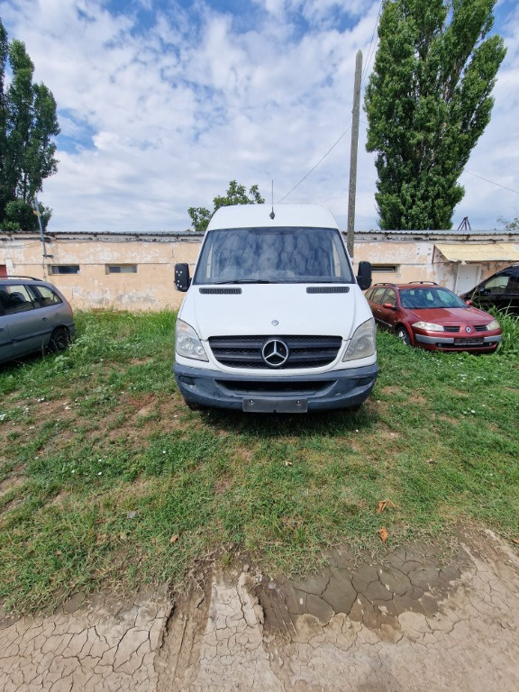 Dezmembrez Mercedes Sprinter w906