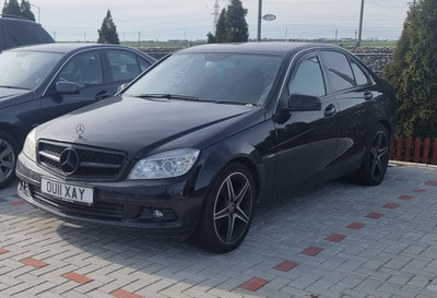 Dezmembrez Mercedes W204 euro 5 2.2cdi