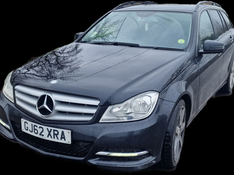 Dezmembrez Mercedes W204 facelift