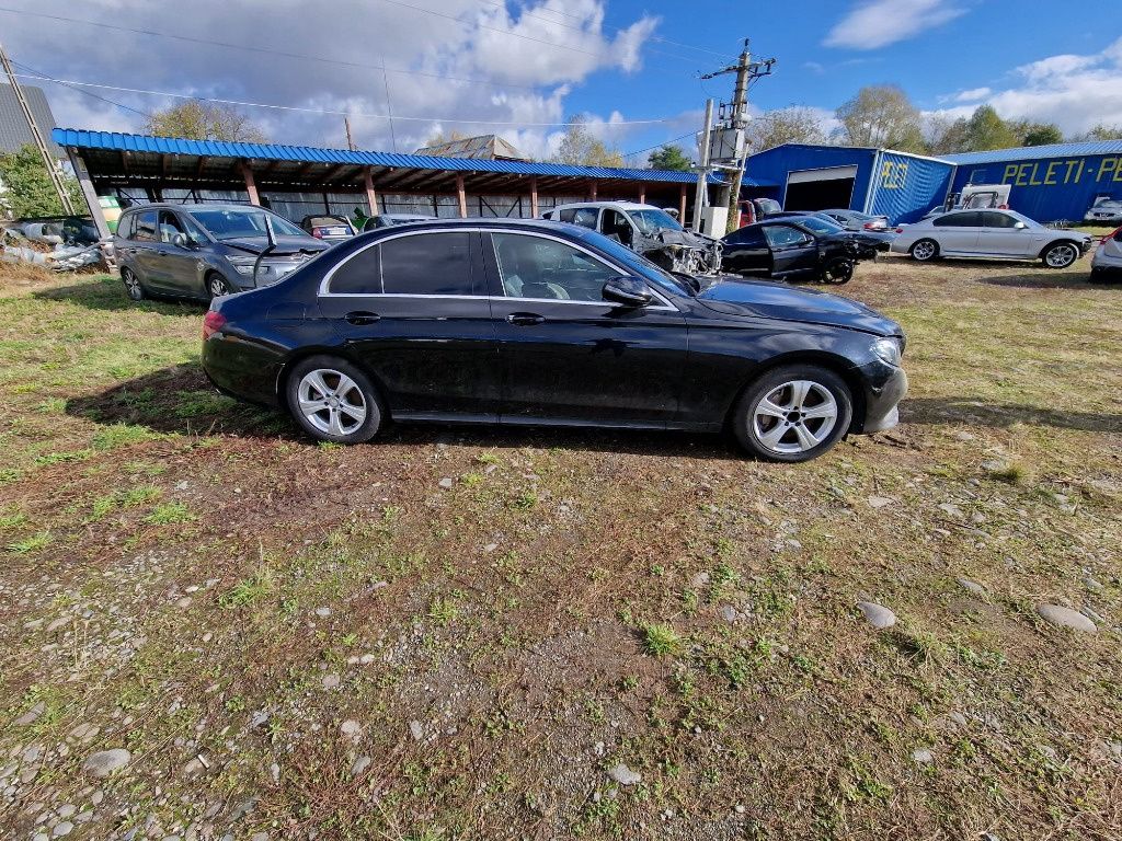 Dezmembrez Mercedes W213 E 220 D AMG Line an 2018