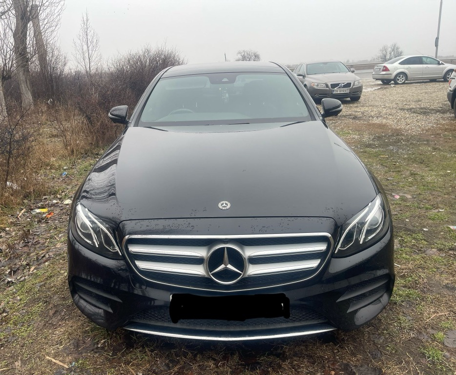 Dezmembrez Mercedes W213 E220 cdi 9G-Tronic