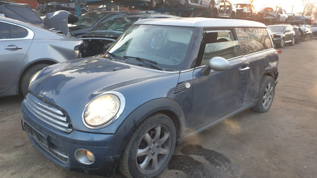 Dezmembrez Mini Cooper Clubman 1.6 HDi an 2009 cod motor 9HZ