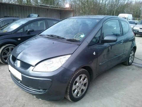 Dezmembrez Mitsubishi Colt , an fabr. 2005, 1.3i