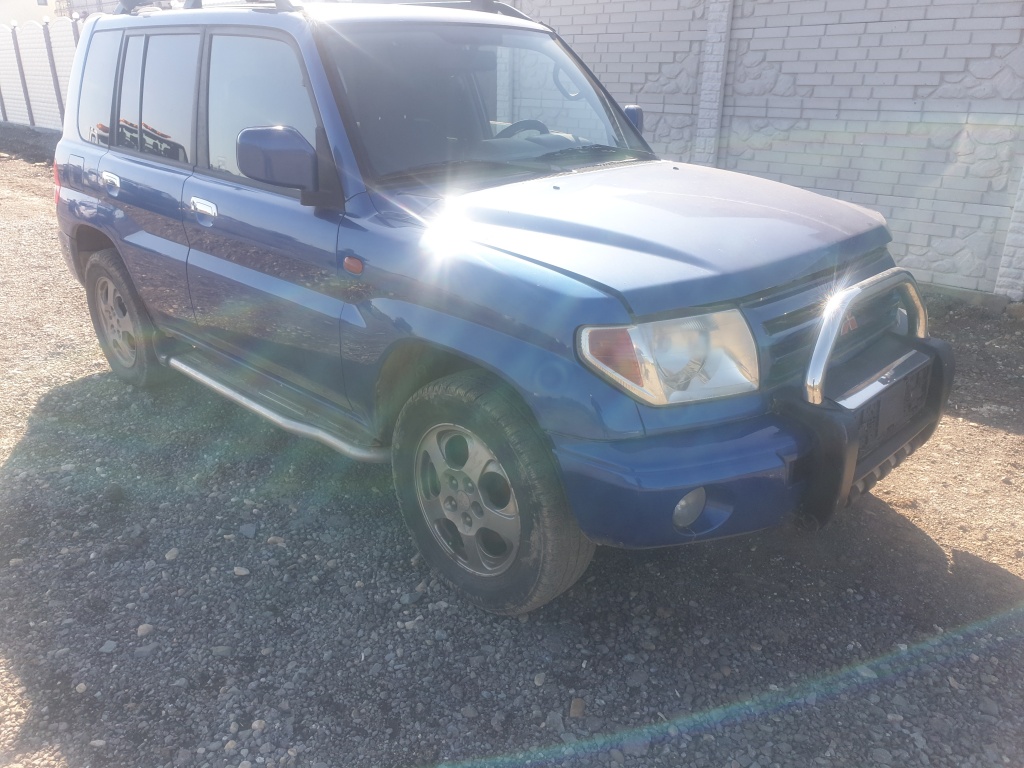 Dezmembrez Mitsubishi Pajero Pinin 2002 