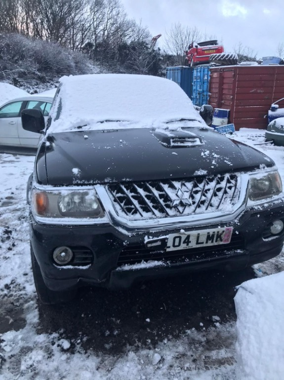 Dezmembrez Mitsubishi Pajero Shogun 2.5 