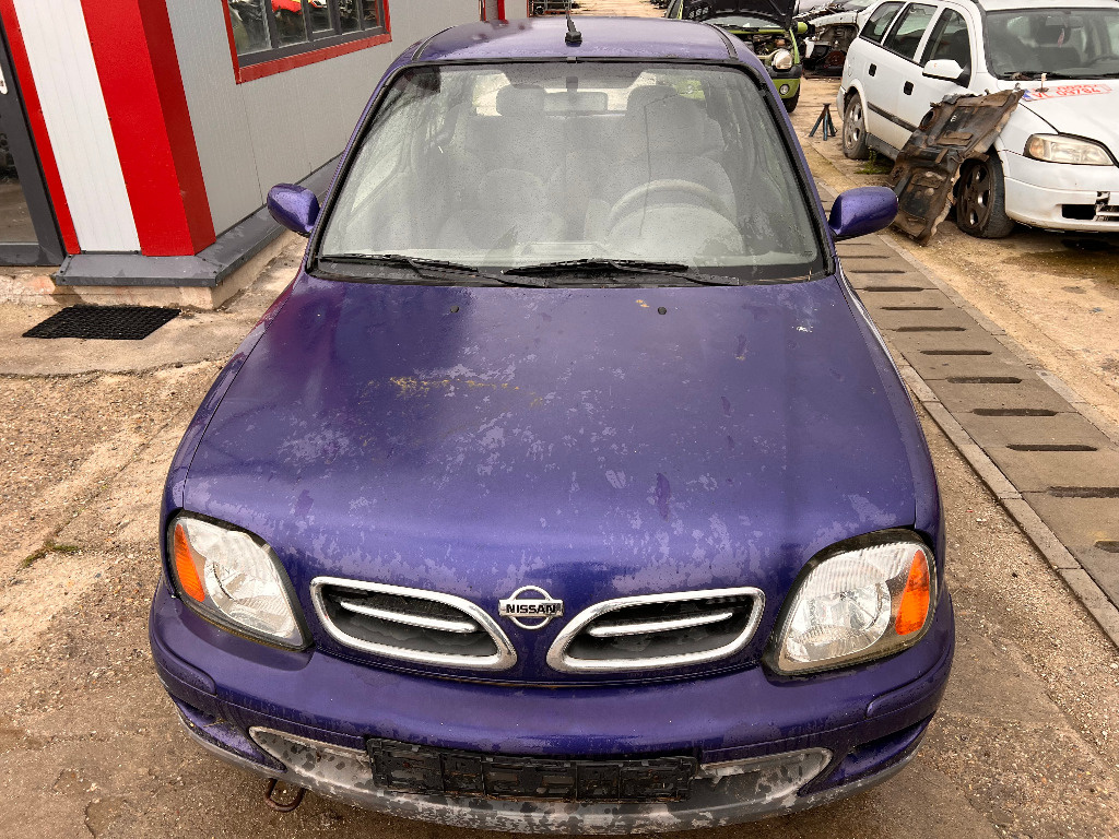 Dezmembrez Nissan Micra II K11 CG10DE