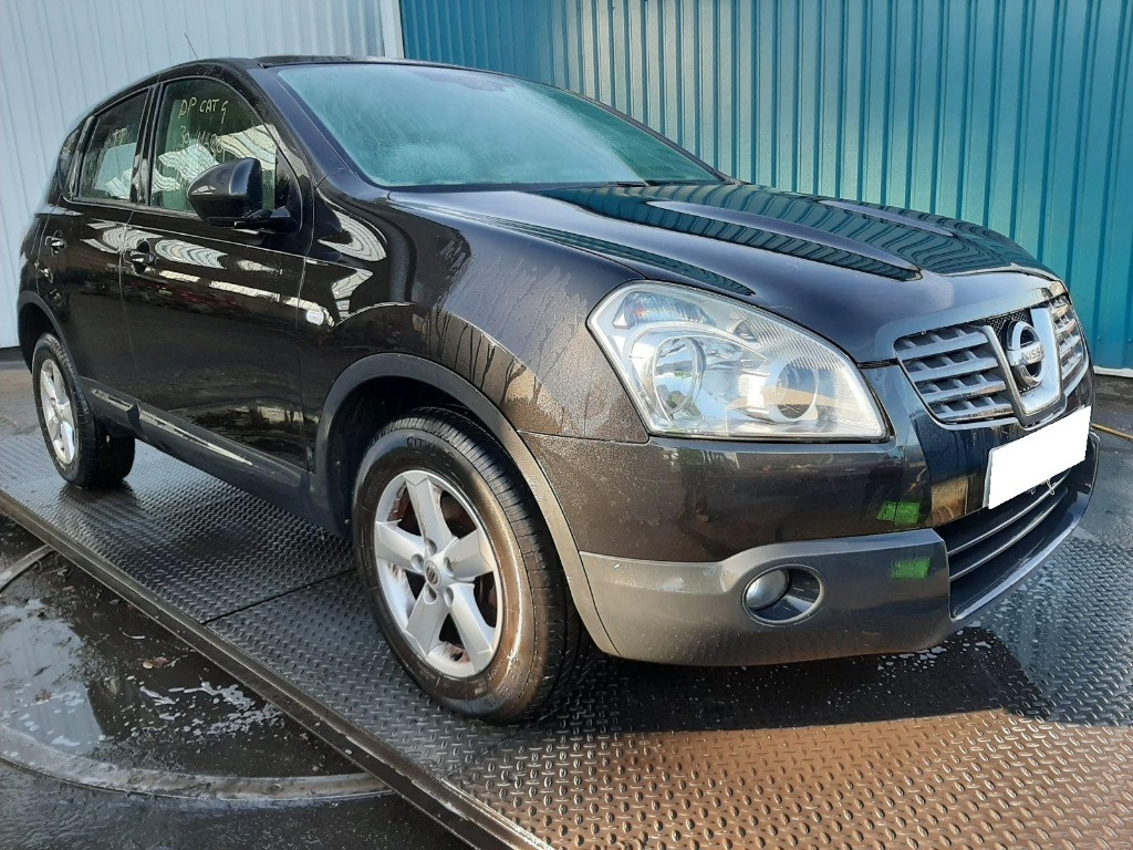 Dezmembrez Nissan Qashqai 2007 SUV 2.0 T