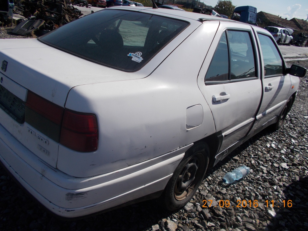 DEZMEMBREZ O MASINA SEAT TOLEDO DIN ANUL 1997 ;1,6 BENZINA;1,9 TDI; 90 CAI