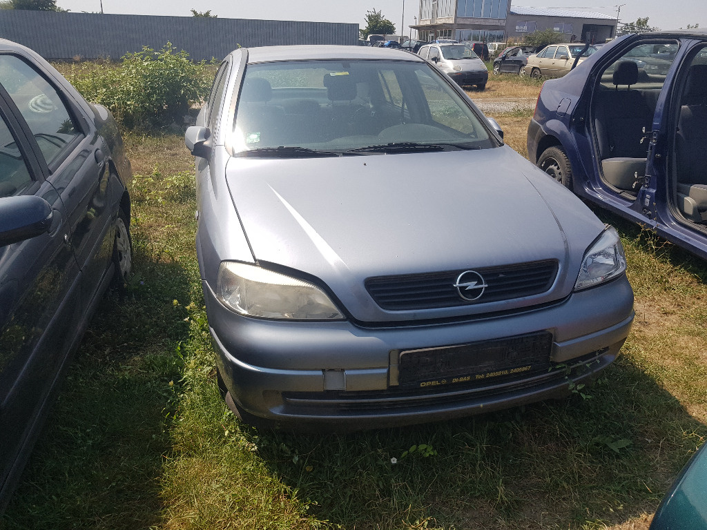 Dezmembrez Opel astra G 1.4 z14xe 2004