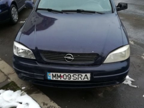 Dezmembrez Opel Astra G 1.7 DTI 2002