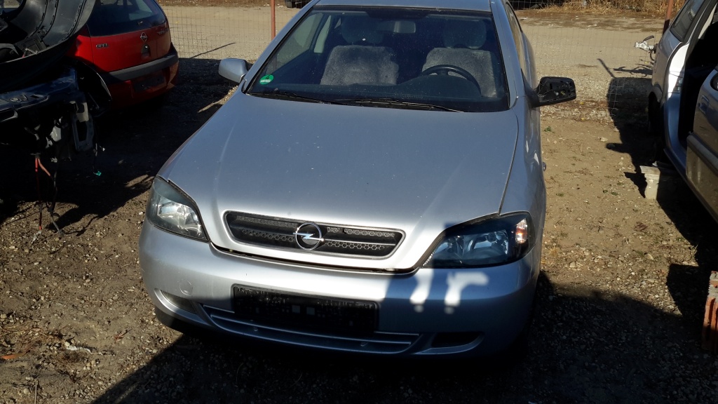 Dezmembrez Opel Astra G 2003 hatchback 1.8