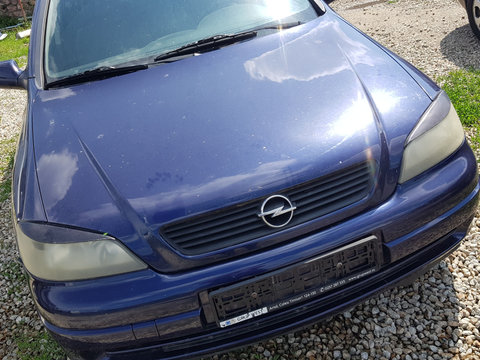 Dezmembrez Opel Astra G combi break caravan 1.6 84 cp 62 kw tip Z16SE Cod culoare Z282 albastru
