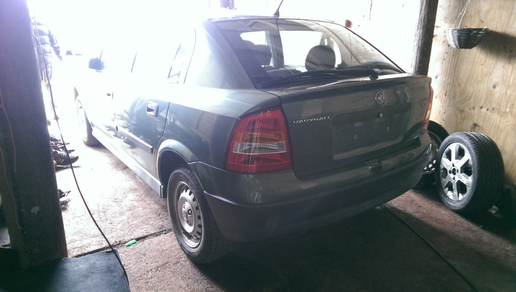 Dezmembrez Opel Astra G X16XE Euro 2