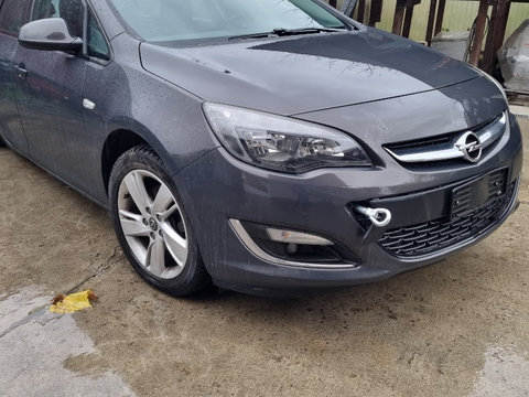 Dezmembrez OPEL Astra J, 1.7 cdti, break, din 2014, 154.000 km