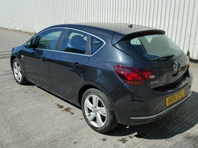 Dezmembrez Opel Astra J 1.7cdti