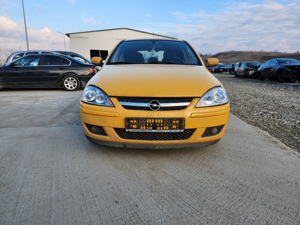 Dezmembrez Opel Corsa C 2006 Hatchback 1.3D 51kw