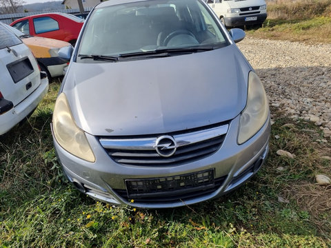 Dezmembrez Opel Corsa D 1.3 CDTI din 2007 2008 2009 EURO 4