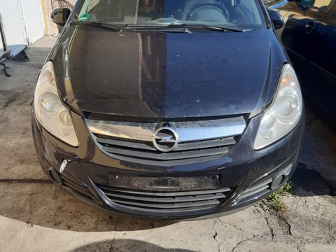 Dezmembrez OPEL CORSA D/ 2007,două usi